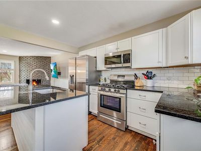 2109 S 9th St, Kansas City, KS, 66103
