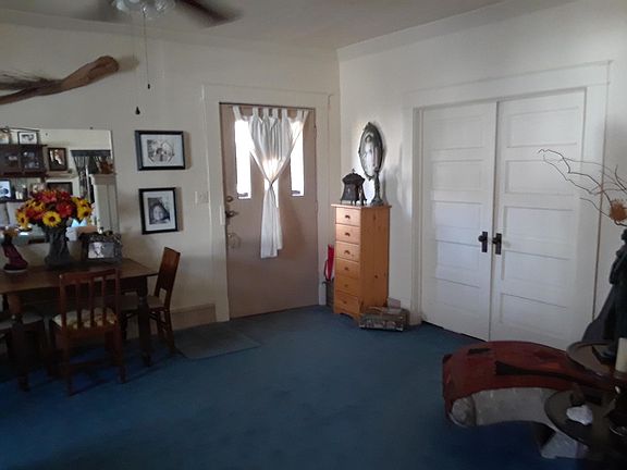 2nd image of 2100 Fairmount Ave