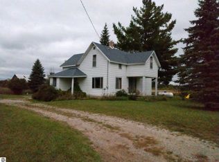 7450 W Webb Rd, Hale, MI 48739