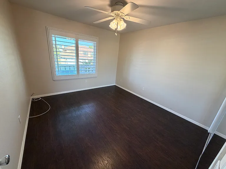 6882 Vista Del Sol Dr — Photo 11