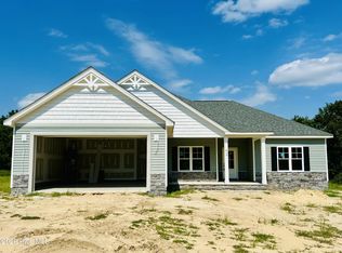 419 Creeks Edge Dr, Pikeville, NC 27863