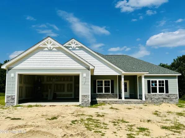 419 Creeks Edge Drive, Pikeville, NC 27863