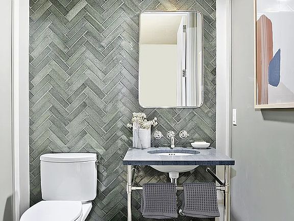 5th image of 1 Clinton St #3E