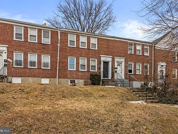 2nd image of 1644 E Cold Spring Ln