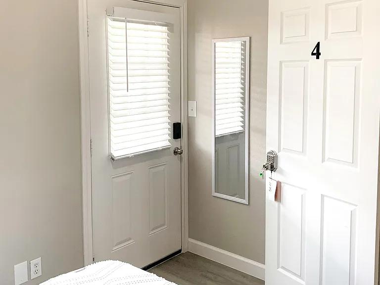 Twinleaf Dr — Photo 3