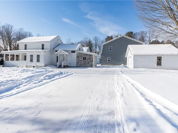 3365 Douglas St, Port Leyden, NY 13433