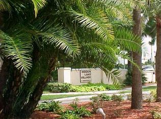 2604 Hidden Lake Dr N UNIT D, Sarasota, FL 34237