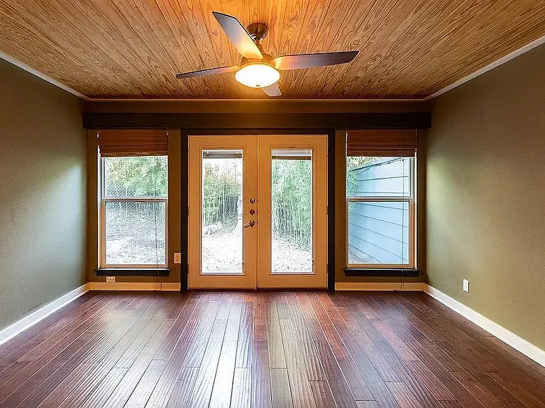 3301 Doolin Dr — Photo 6