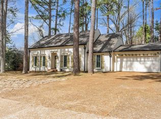 8050 Farmington Blvd, Germantown, TN 38138