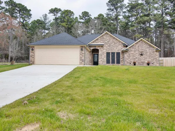 697 English Ln, Longview, TX 75605