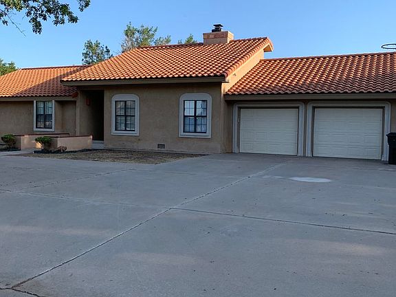 2nd image of 1817 Saint Andrews Dr