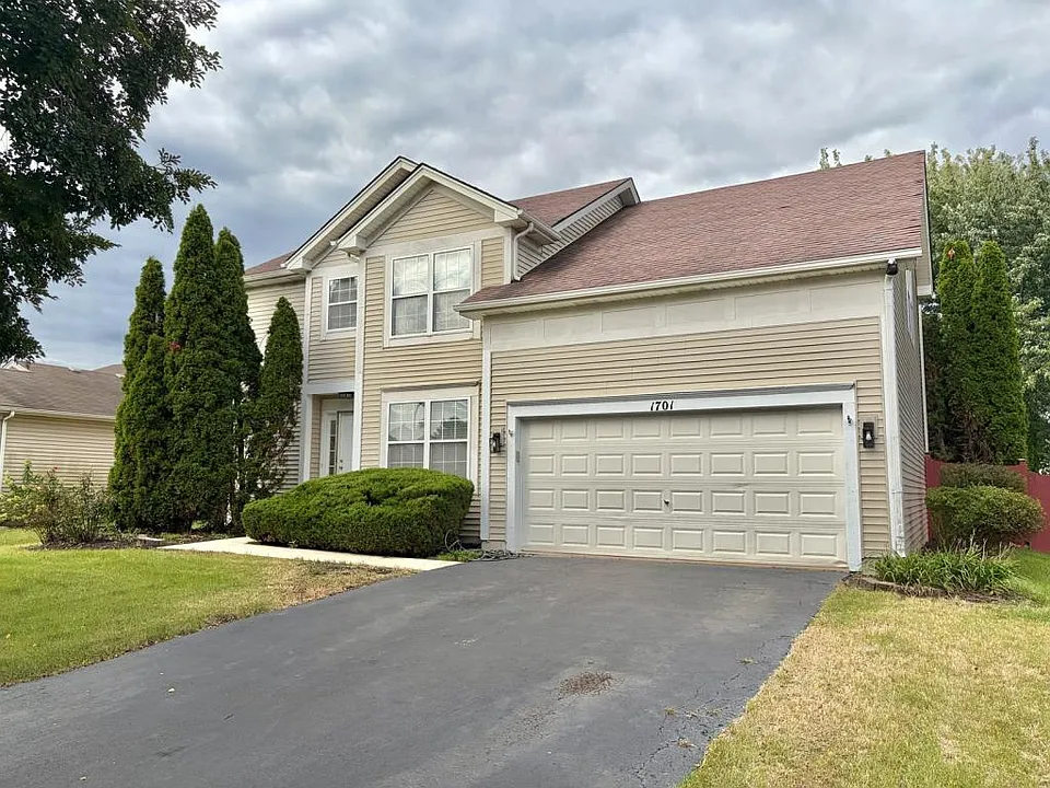 1701 Courtwright Dr