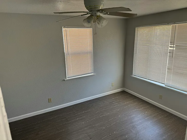1008 Oakland Ave #1008 — Photo 5
