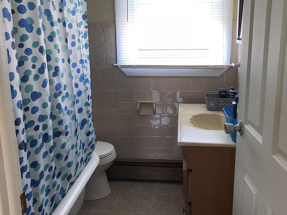 1st image of 59 Crandall St