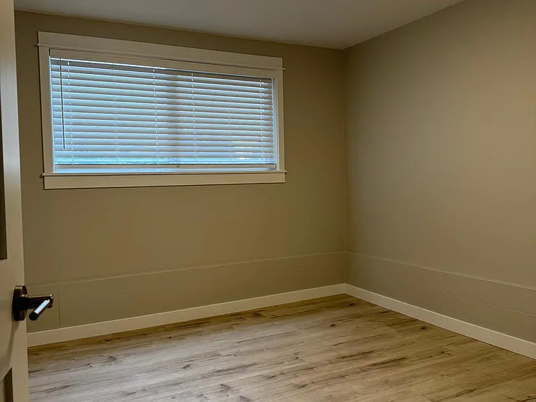 16209 Lake Hills Blvd — Photo 59