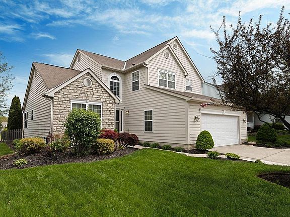 2nd image of 1036 Laketree Ct E