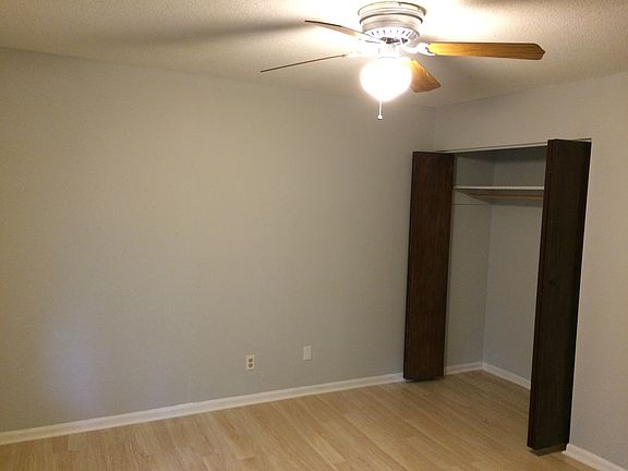 4th image of 4301 Twin Pines Dr