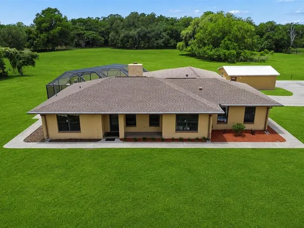 3501 Austin Trail Ln, Plant City, FL 33565