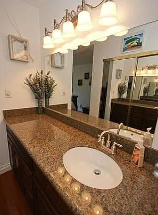 3rd image of 1885 Veteran Ave APT 101