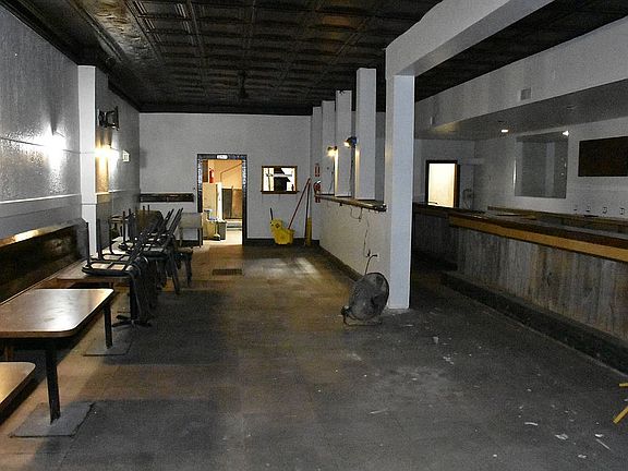 5th image of 106 S Main St
