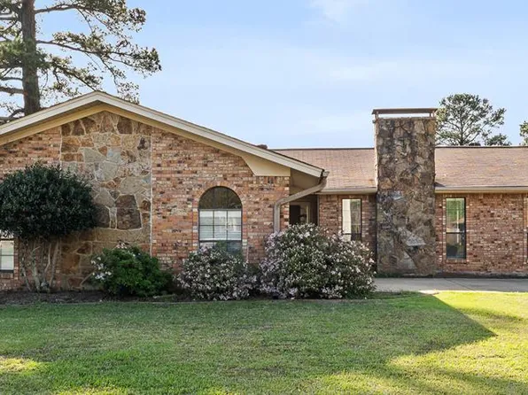 4707 Bradley St, Texarkana, AR 71854