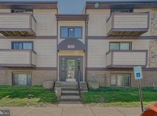 600 Heather Ridge Dr #M-11, Frederick, MD 21702