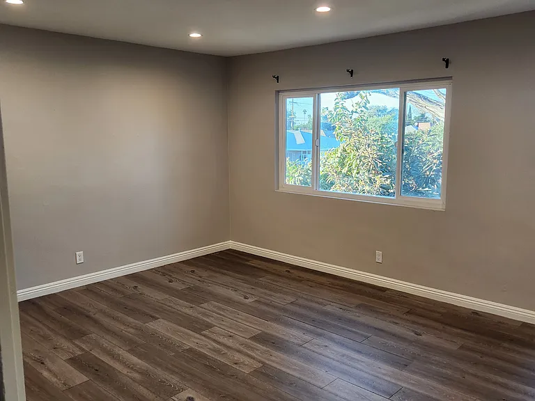 15001 Orange Ave #2 — Photo 16