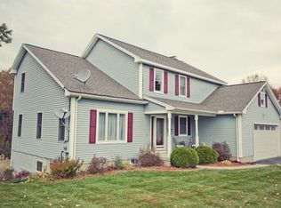 517 Westhampton Rd, Northampton, MA 01062