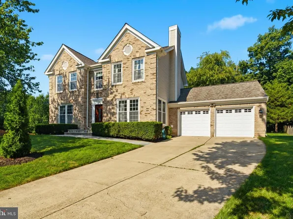 20896 Fowlers Mill Cir, Ashburn, VA 20147