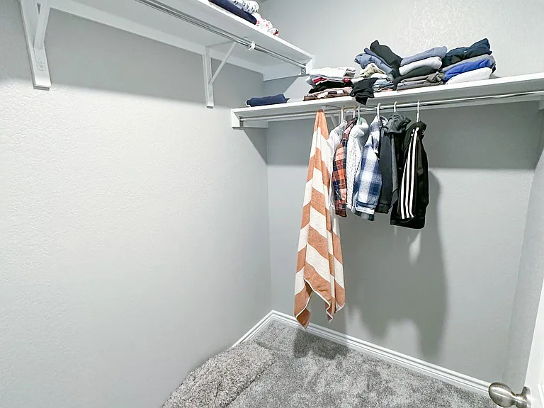 10111 Hickory Crk — Photo 24