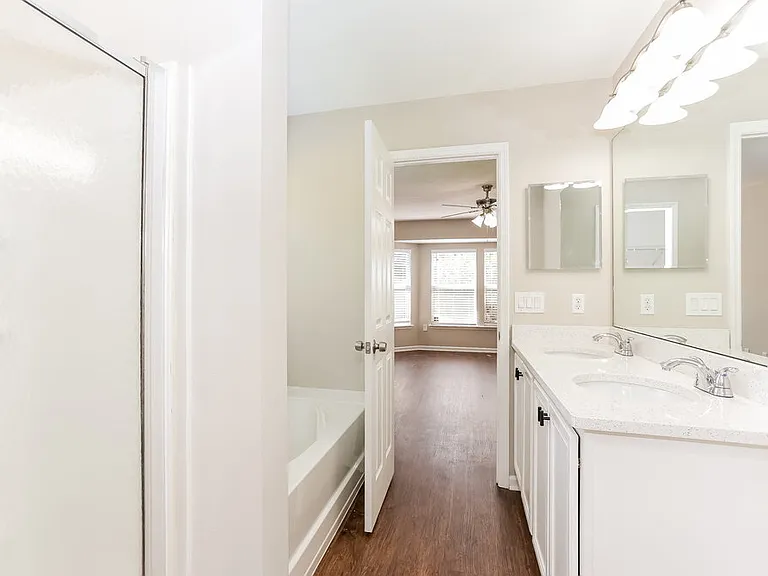 76199 Tideview Ln — Photo 12