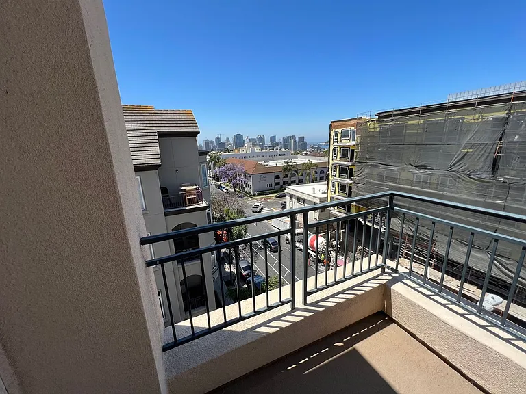 2400 5th Ave #401 — Photo 15