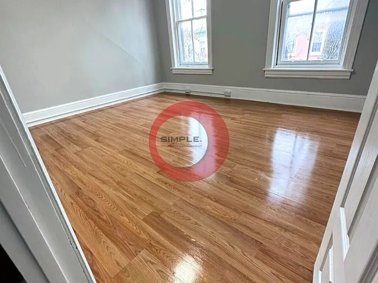 914 Franklin St #3F — Photo 6