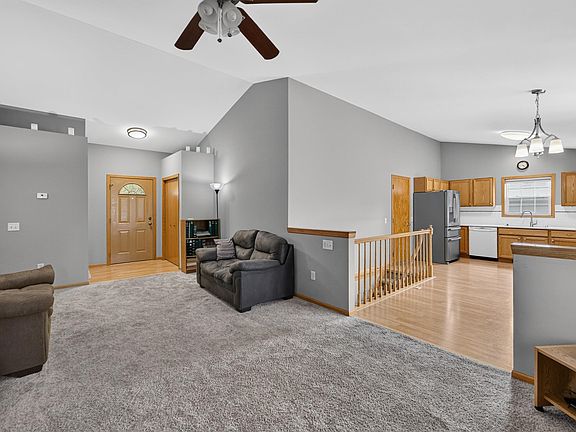 4th image of 6502 Doral Cir