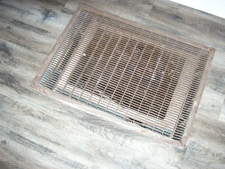 630 Woodford Ave #2 — Photo 10