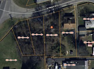 E Trout St, Covington, VA 24426