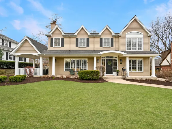 266 Exmoor Ave, Glen Ellyn, IL 60137