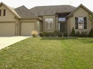 8905 N Oxford Ave, Kansas City, MO 64157