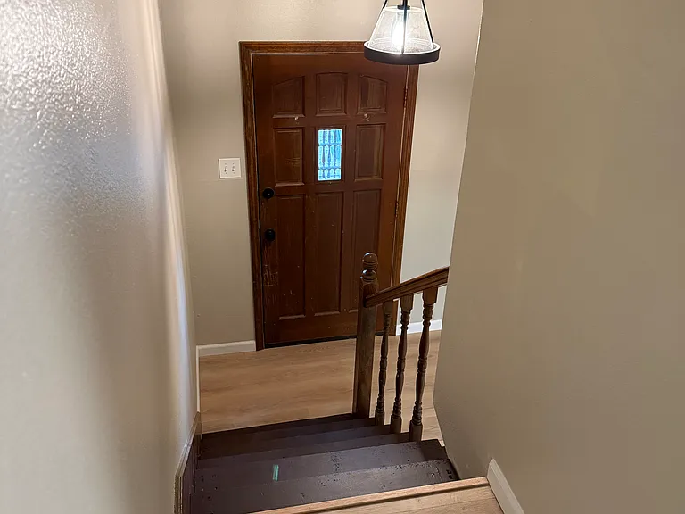 304 NE Independence Ave #B — Photo 9