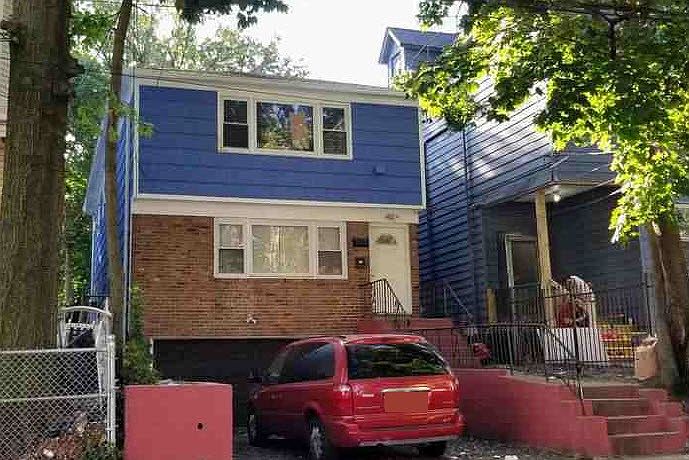 2nd image of 14 Alexander St