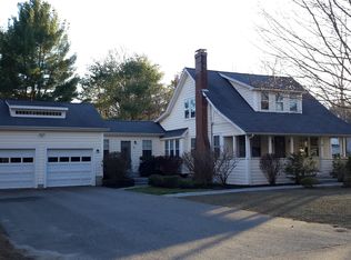 19 Oriole Rd, Westwood, MA 02090