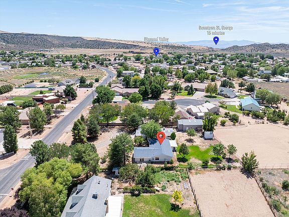 3rd image of 8191 N Sapphire Dr