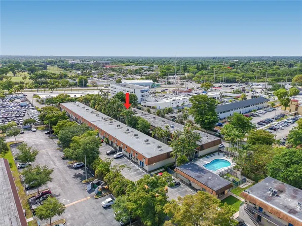 15385 S Dixie Hwy APT 4, Palmetto Bay, FL 33157