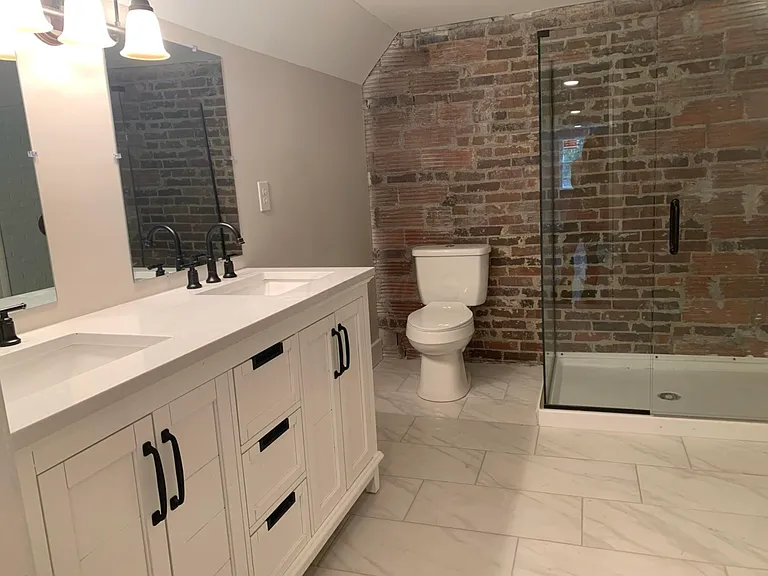 936 Lilley Ave — Photo 5