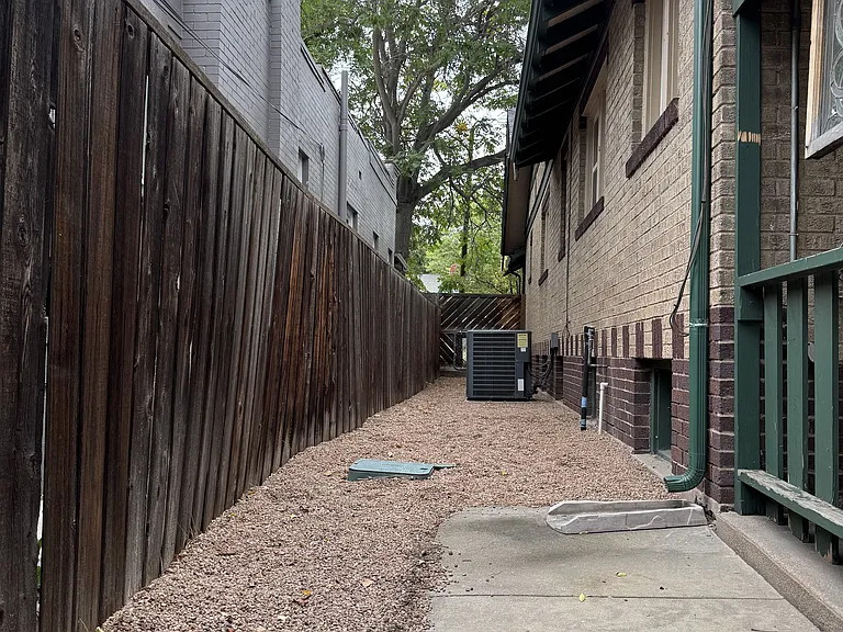 765 S Emerson St — Photo 32