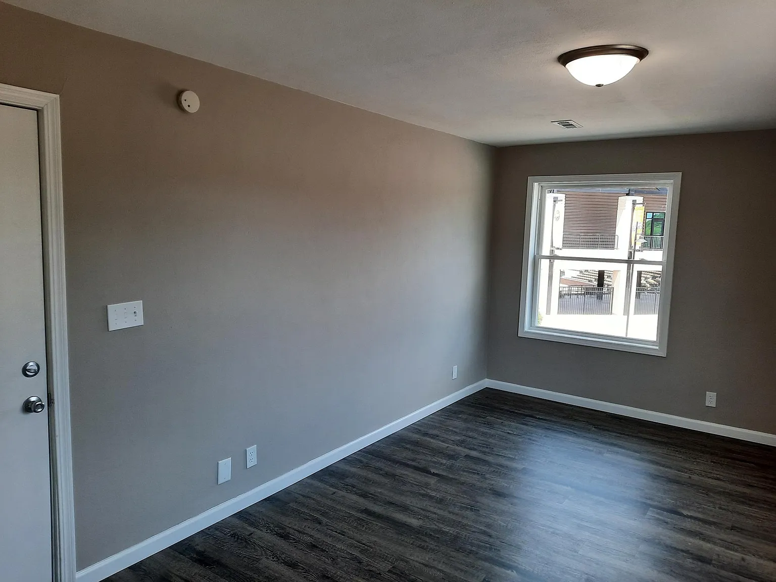 1 bed, 500 sqft, $950 — Photo 4