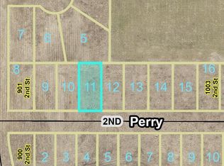 11 2nd St, Perry, KS 66073