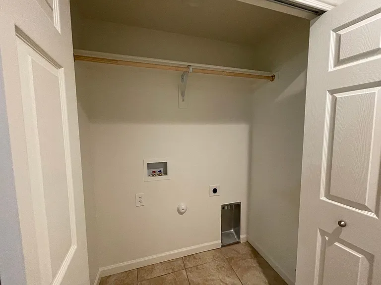 2868 N Superstition Ln — Photo 8