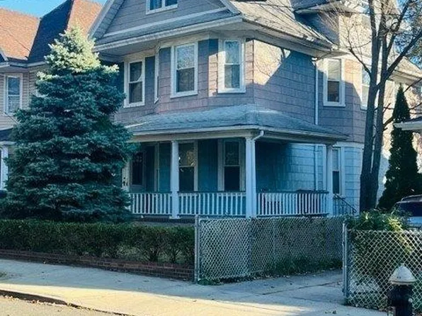 (undisclosed Address), Richmond Hill, NY 11418