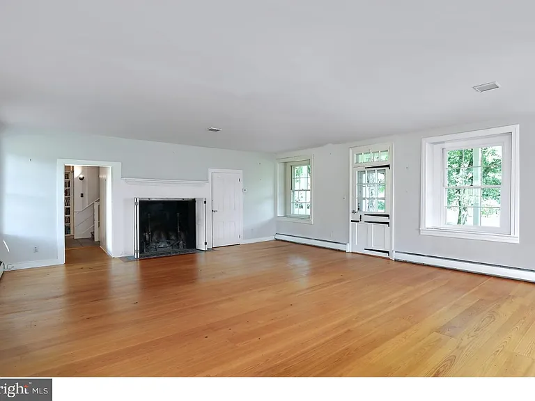 180 Municipal Rd — Photo 12